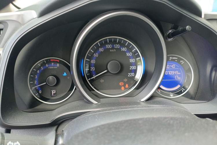 Used Honda Fit 2014 1.5L SE CVT Fashion Model Instrument Cluster