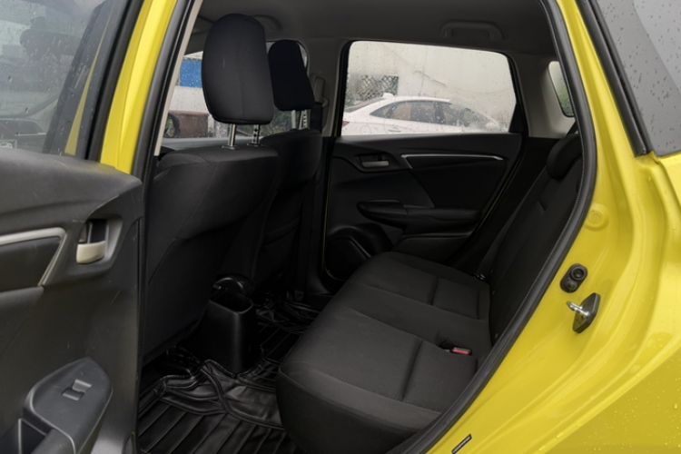 Used Honda Fit 2014 1.5L SE CVT Fashion Model Interior 5
