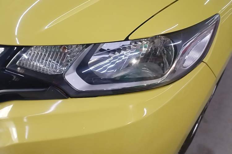 Used Honda Fit 2014 1.5L LX CVT Comfort Model Left Front Headlight