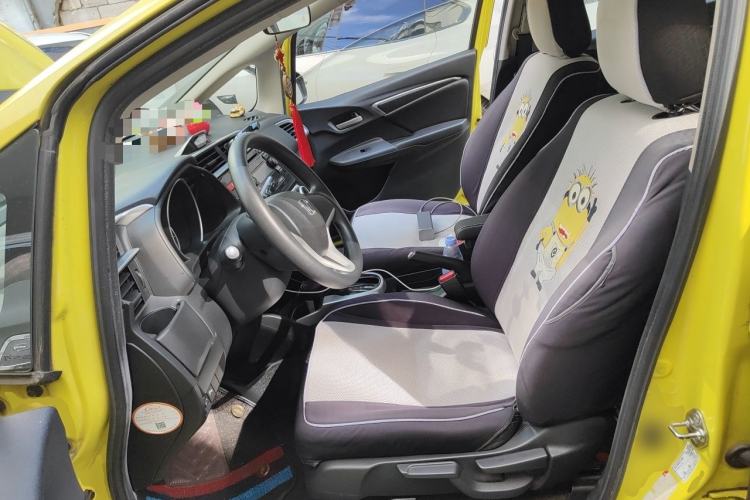 Used Honda Fit 2014 1.5L SE CVT Fashion Model Left Front Seat