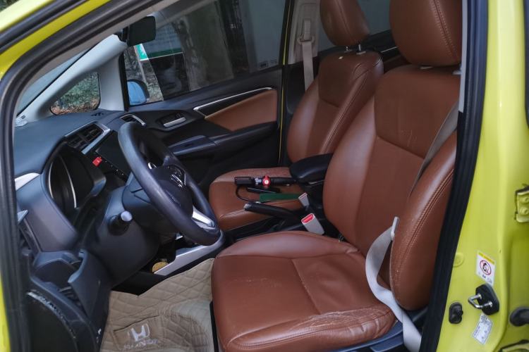 Used Honda Fit 2014 1.5L EX CVT Elite Model Left Front Seat