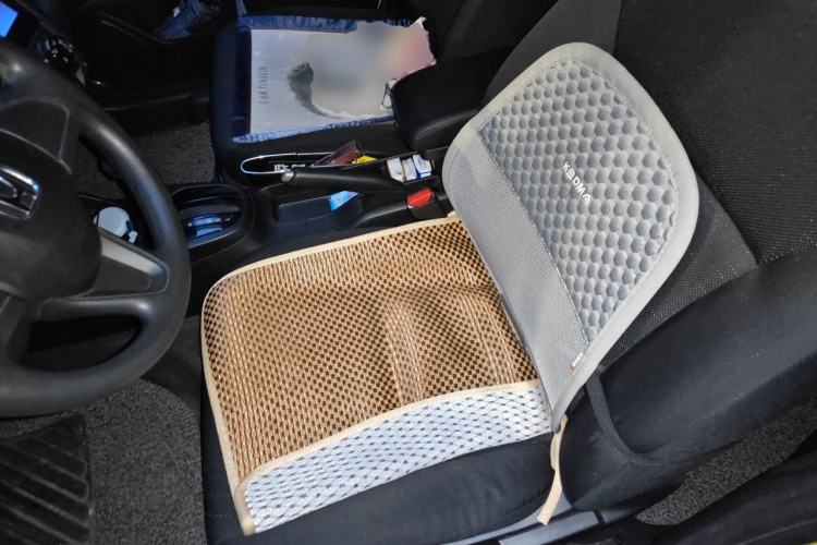 Used Honda Fit 2014 1.5L SE CVT Fashion Model Left Front Seat