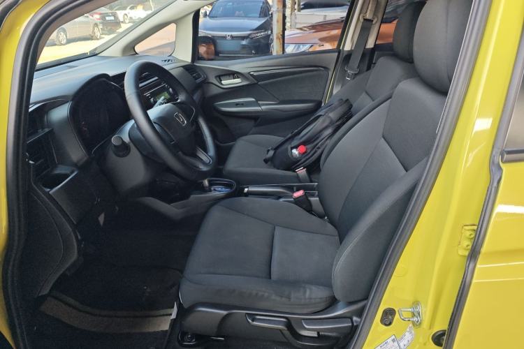Used Honda Fit 2014 1.5L LX CVT Comfort Model Left Front Seat