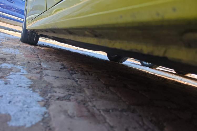 Used Honda Fit 2014 1.5L EX CVT Elite Model Left Side Sill