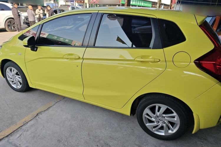 Used Honda Fit 2014 1.5L LX CVT Comfort Model Left Side