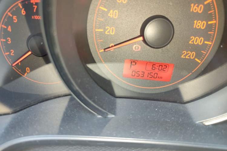 Used Honda Fit 2014 1.5L LX CVT Comfort Model Odometer Close Up