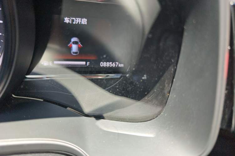 Used Honda Fit 2014 1.5L LX CVT Comfort Model Odometer Close Up
