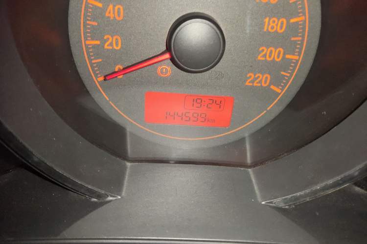 Used Honda Fit 2014 1.5L LX Manual Comfort Model Odometer Close Up