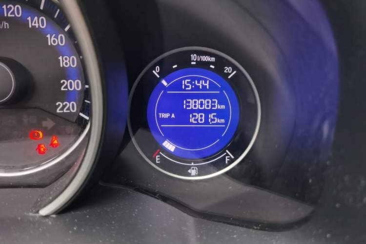 Used Honda Fit 2014 1.5L EX CVT Elite Model Odometer Close Up