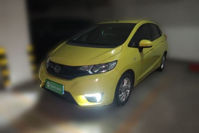 Ojetý Honda Fit 2014 1.5L SE CVT Fashion Model