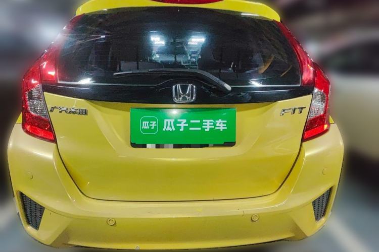 Used Honda Fit 2014 1.5L SE CVT Fashion Model Rear