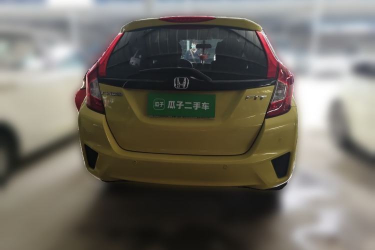 Used Honda Fit 2014 1.5L SE CVT Fashion Model Rear