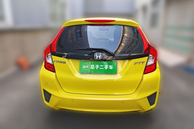 Used Honda Fit 2014 1.5L SE CVT Fashion Model Rear