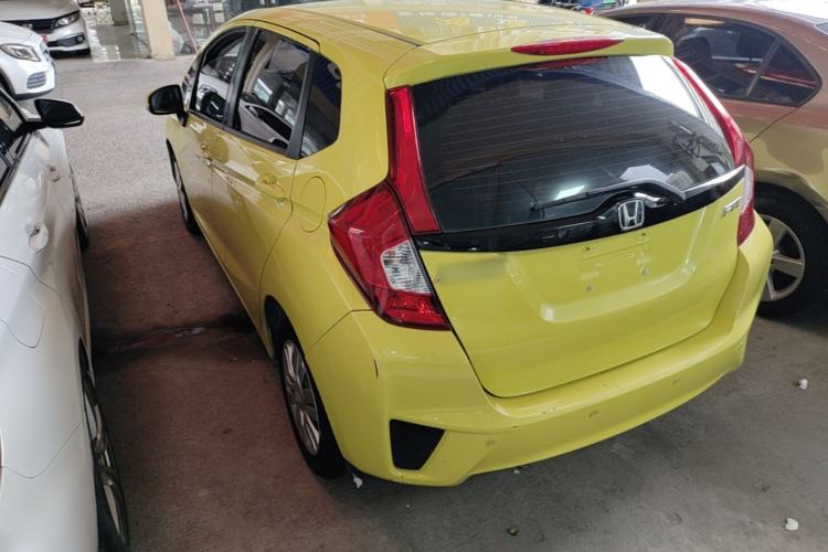 Used Honda Fit 2014 1.5L LX CVT Comfort Model Rear Left 45 Deg
