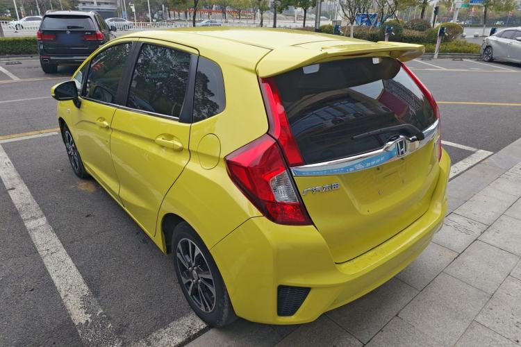 Used Honda Fit 2014 1.5L LX CVT Comfort Model Rear Left 45 Deg