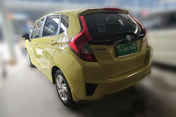 Used Honda Fit 2014 1.5L SE CVT Fashion Model Rear Left 45 Deg