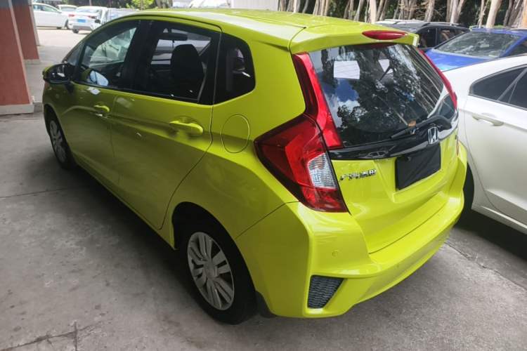 Used Honda Fit 2014 1.5L LX CVT Comfort Model Rear Left 45 Deg