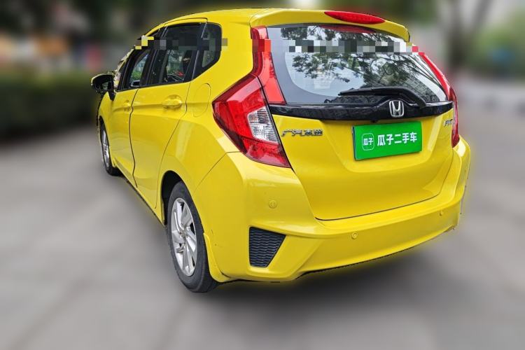 Used Honda Fit 2014 1.5L SE CVT Fashion Model Rear Left 45 Deg