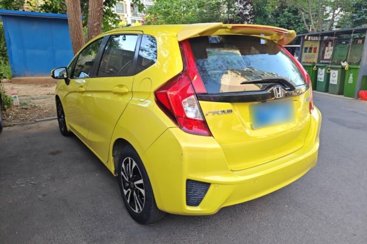 Used Honda Fit 2014 1.5L LX CVT Comfort Model Rear Left 45 Deg