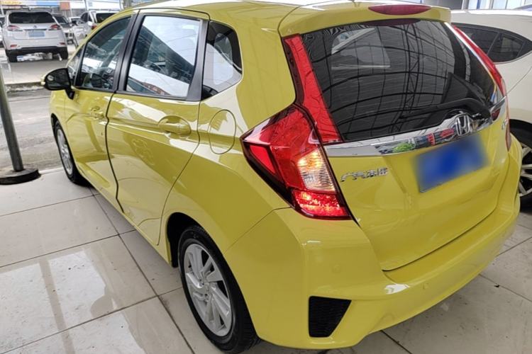 Used Honda Fit 2014 1.5L EX CVT Elite Model Rear Left 45 Deg