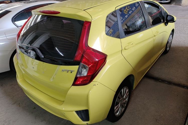 Used Honda Fit 2014 1.5L LX CVT Comfort Model Rear Right 45 Deg
