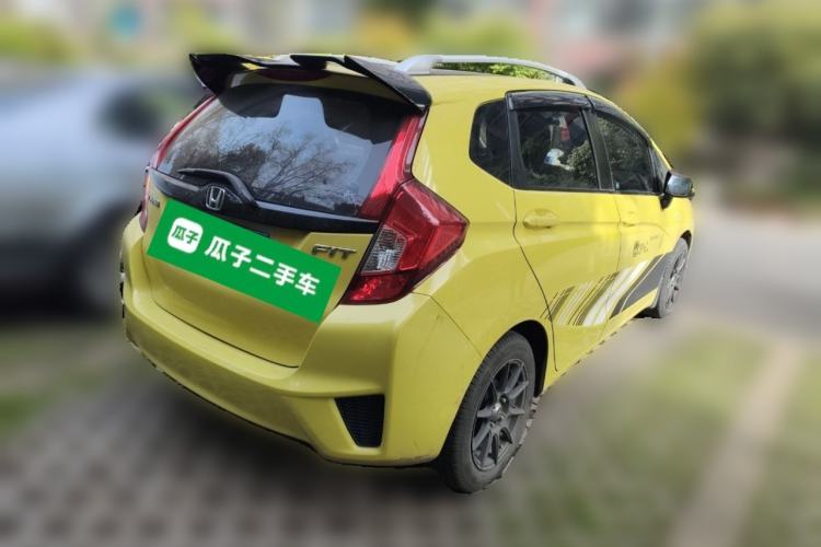 Used Honda Fit 2014 1.5L LX CVT Comfort Model Rear Right 45 Deg