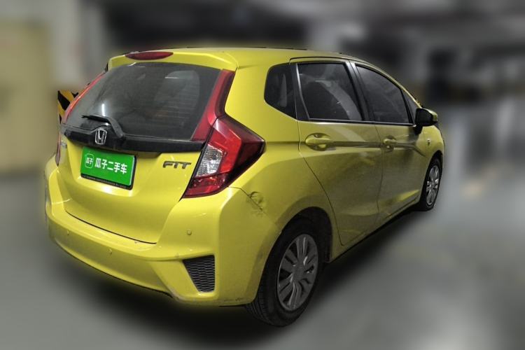 Used Honda Fit 2014 1.5L LX CVT Comfort Model Rear Right 45 Deg