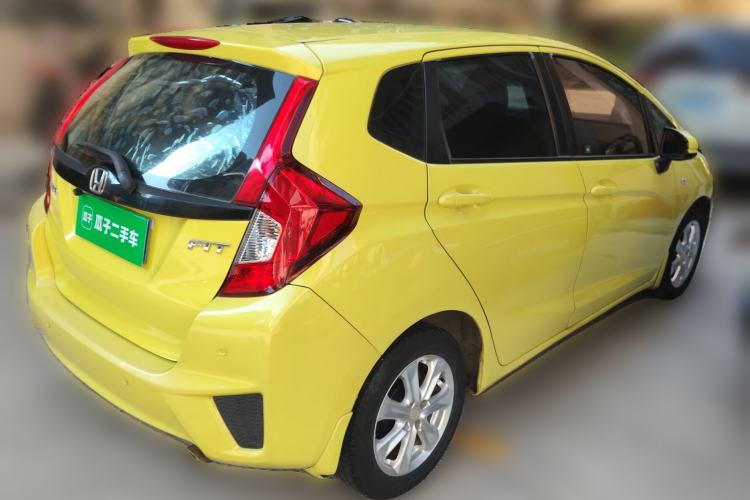 Used Honda Fit 2014 1.5L LX CVT Comfort Model Rear Right 45 Deg