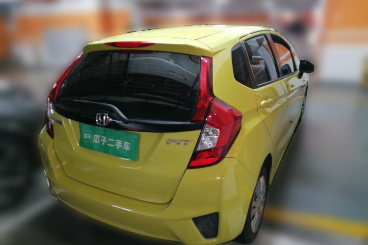 Used Honda Fit 2014 1.5L LX CVT Comfort Model Rear Right 45 Deg