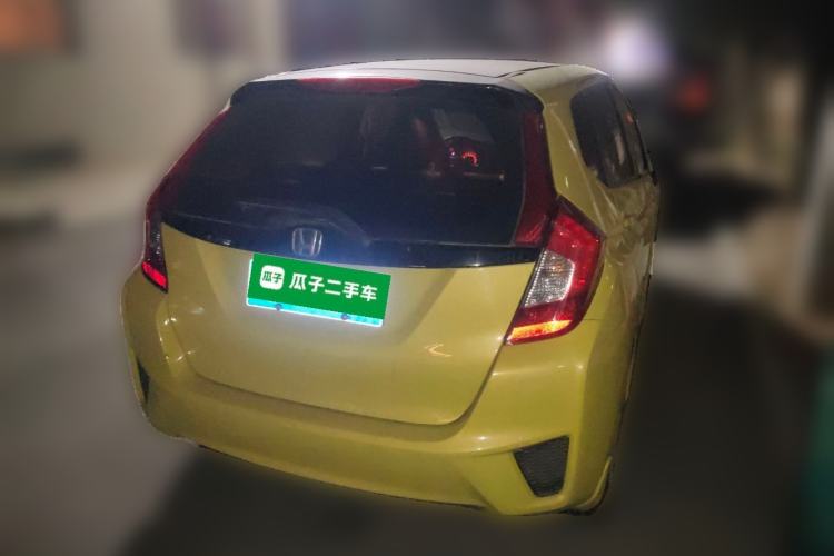 Used Honda Fit 2014 1.5L LX Manual Comfort Model Rear Right 45 Deg