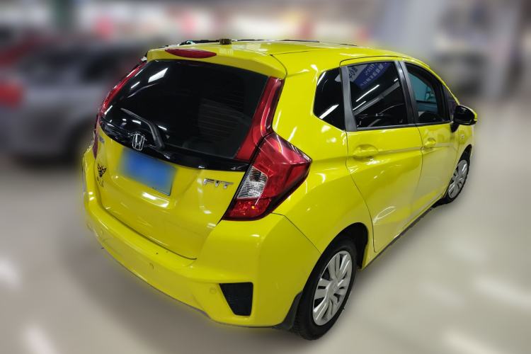 Used Honda Fit 2014 1.5L LX CVT Comfort Model Rear Right 45 Deg