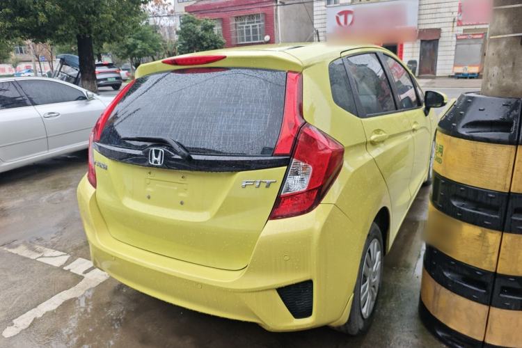 Used Honda Fit 2014 1.5L LX CVT Comfort Model Rear Right 45 Deg