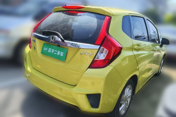 Used Honda Fit 2014 1.5L EX CVT Elite Model Rear Right 45 Deg