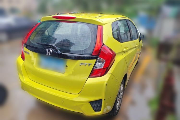 Used Honda Fit 2014 1.5L LX CVT Comfort Model Rear Right 45 Deg
