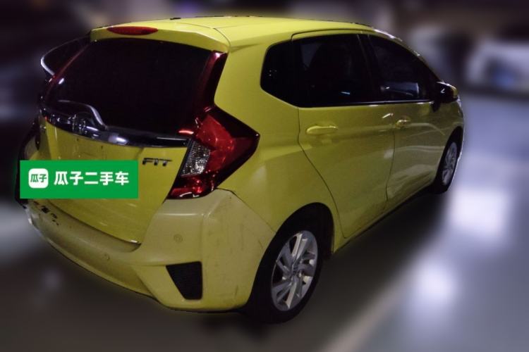 Used Honda Fit 2014 1.5L EX CVT Elite Model Rear Right 45 Deg