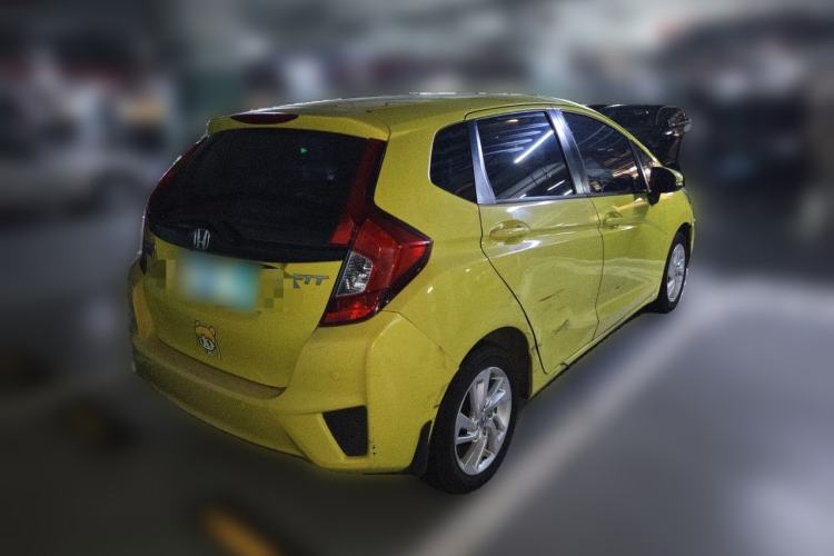 Used Honda Fit 2014 1.5L SE CVT Fashion Model Rear Right 45 Deg