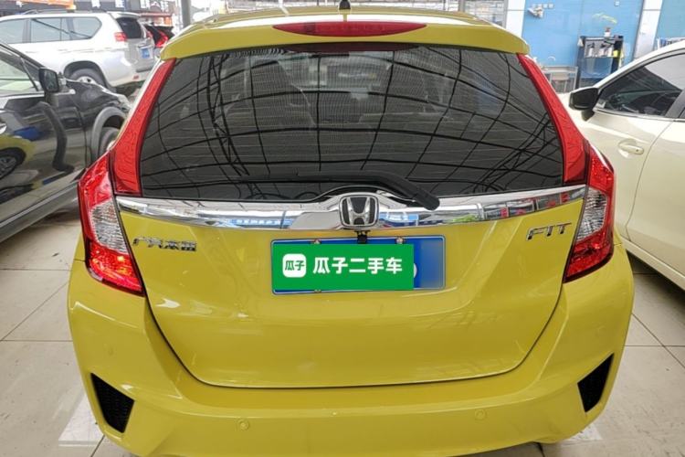 Used Honda Fit 2014 1.5L EX CVT Elite Model Rear