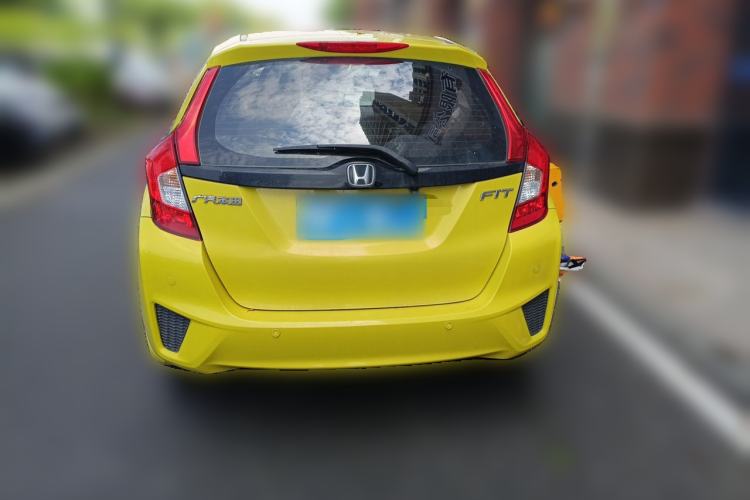 Used Honda Fit 2014 1.5L SE CVT Fashion Model Rear