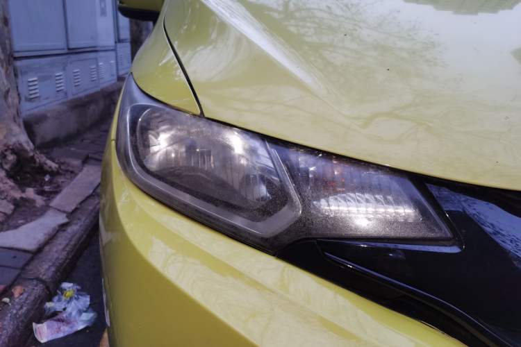 Used Honda Fit 2014 1.5L EX CVT Elite Model Right Front Headlight