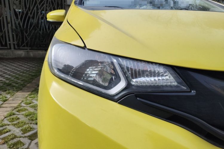 Used Honda Fit 2014 1.5L LX CVT Comfort Model Right Front Headlight