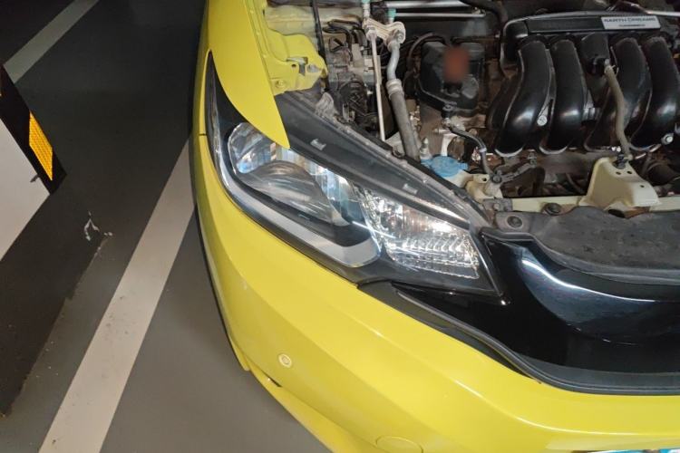 Used Honda Fit 2014 1.5L LX CVT Comfort Model Right Front Headlight