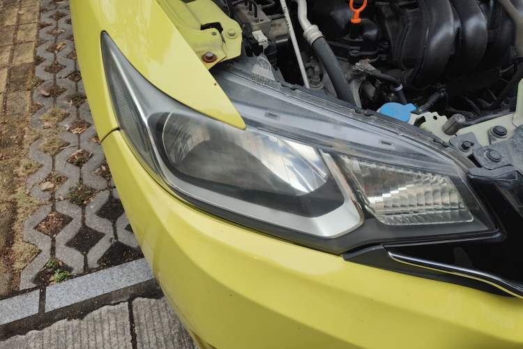 Used Honda Fit 2014 1.5L EXLI CVT Leading Model Right Front Headlight