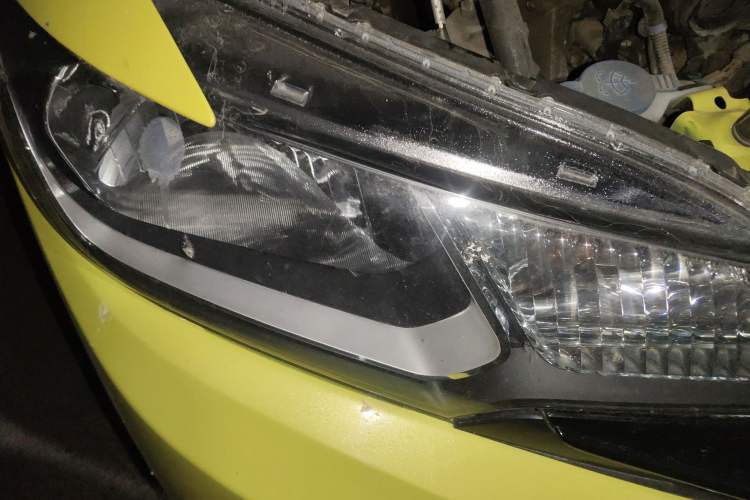 Used Honda Fit 2014 1.5L LX Manual Comfort Model Right Front Headlight