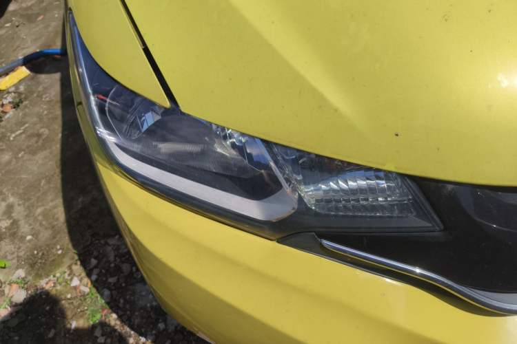 Used Honda Fit 2014 1.5L EX CVT Elite Model Right Front Headlight