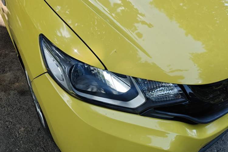 Used Honda Fit 2014 1.5L LX CVT Comfort Model Right Front Headlight