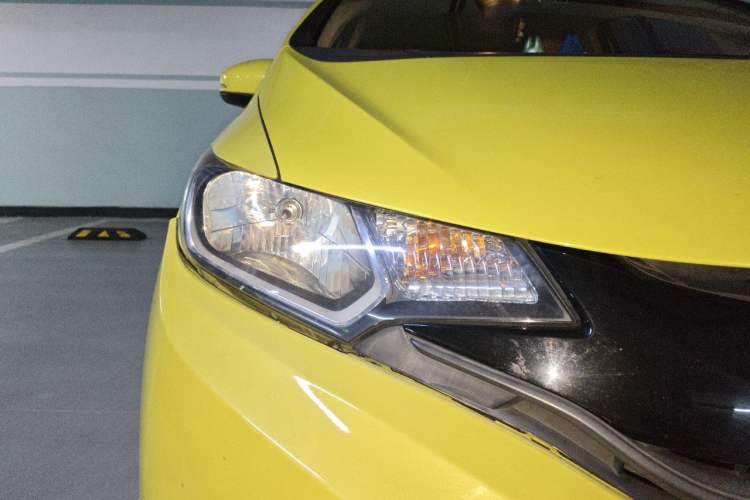 Used Honda Fit 2014 1.5L SE CVT Fashion Model Right Front Headlight