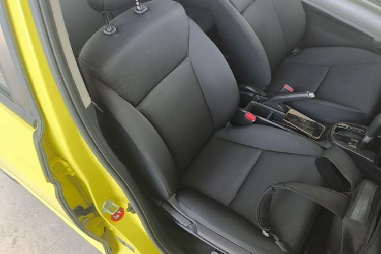 Used Honda Fit 2014 1.5L LX CVT Comfort Model Right Front Seat