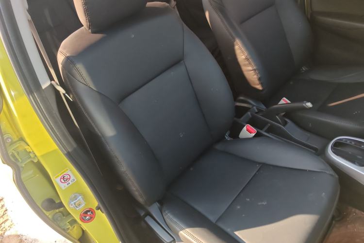 Used Honda Fit 2014 1.5L EX CVT Elite Model Right Front Seat
