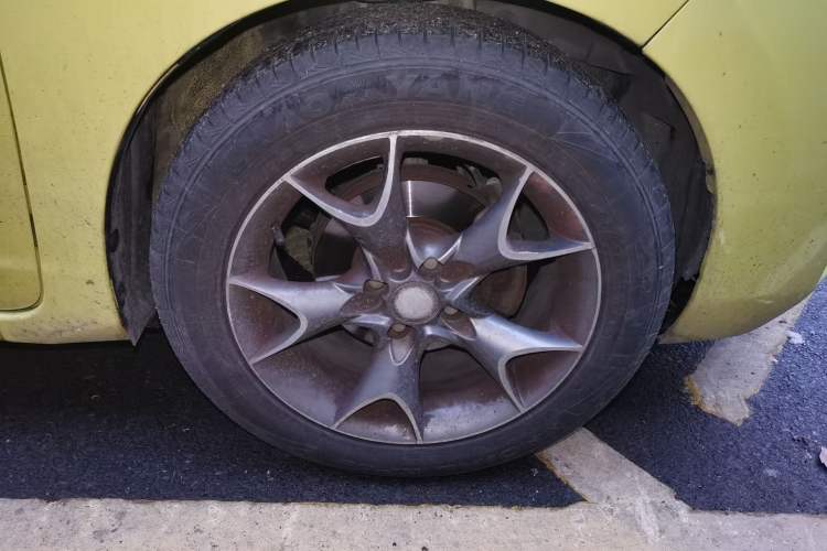 Used Honda Fit 2014 1.5L EX CVT Elite Model Right Front Wheel Hub