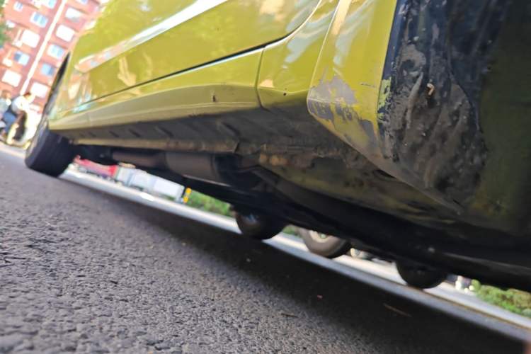 Used Honda Fit 2014 1.5L LX CVT Comfort Model Right Side Sill